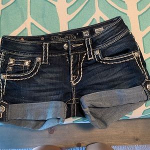 Miss me signature shorts